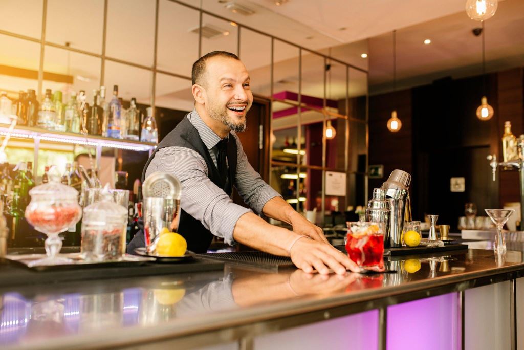 Cocktail bar 